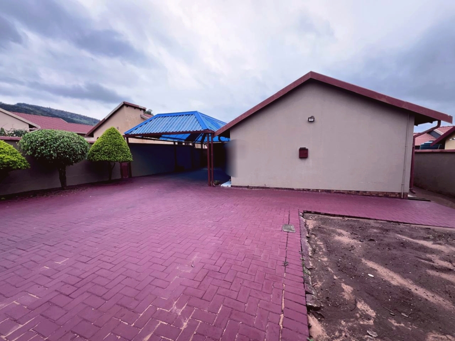 3 Bedroom Property for Sale in Tlhabane West North West
